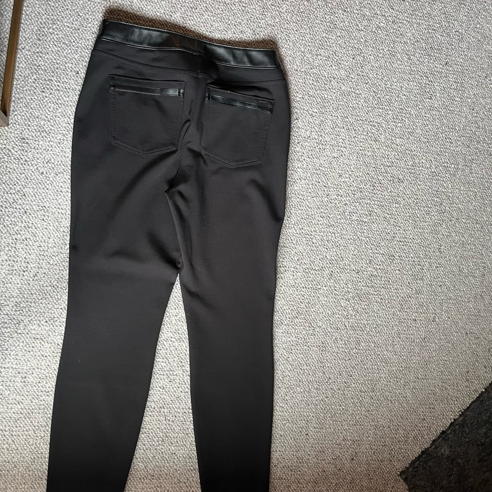 Never worn! White House Black Market Black Leggings